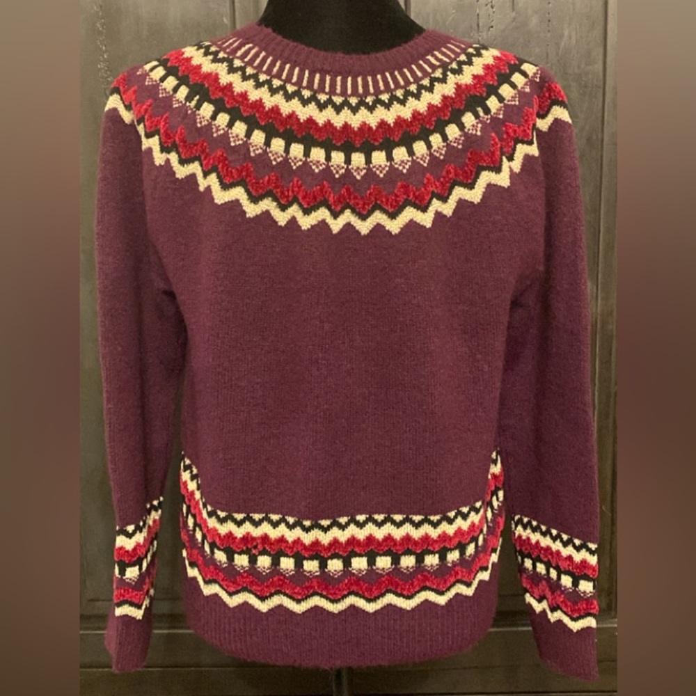 Alya burgundy long sleeve sweater. Size Medium